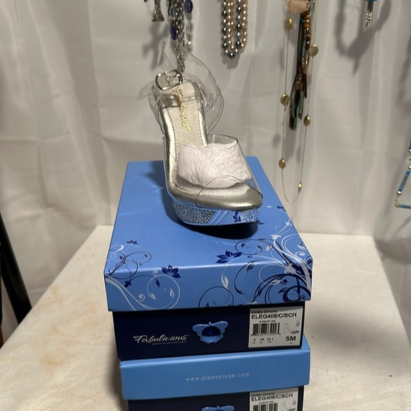 Chrome silver  Heels competition shoes new inbox never worn w/ rhinestones - Picture 2 of 3